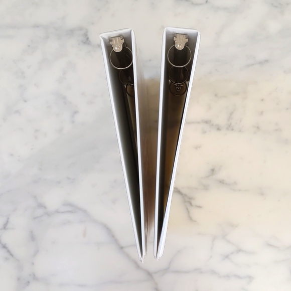 Avery White 1-Inch 3 Ring View Front/Back Binder w/2 Interior Pockets, 2 pcs. - Picture 2 of 3